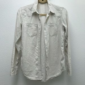Gap denim washed button down shirt
